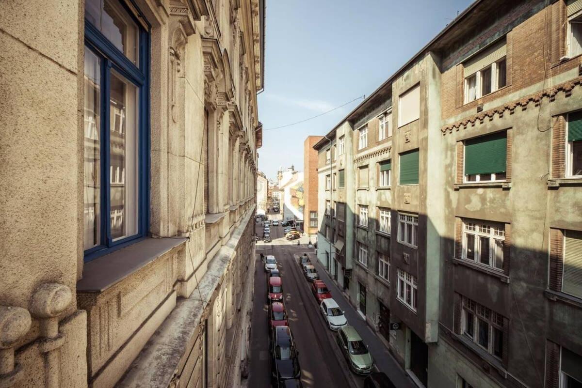 Brand New Studio With Aircon In The Center Budapest Kültér fotó